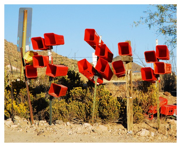 26S_13J27_Newspaper Boxes along E Camino Aurelia_Corona de Tucson_0008+04