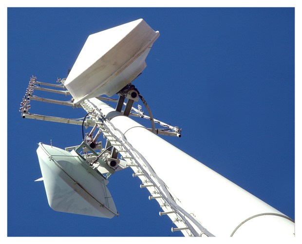 26G_Transmission Tower Reid Park_06B11_0130+04