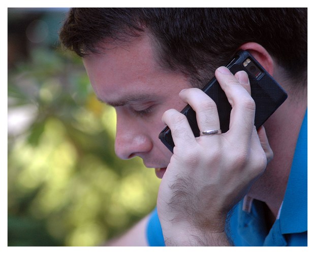 26G_12J24_Phone User Columbus OH_0084-04